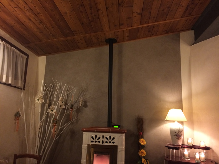 Pittura muri interni ristorante